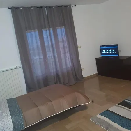 Paradiso Bed & Breakfast *